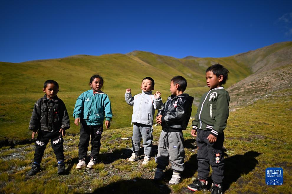 集结电子游戏